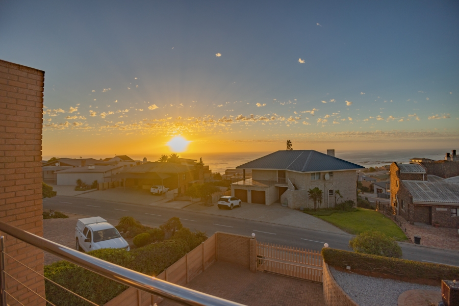 3 Bedroom Property for Sale in Louis Rood Western Cape